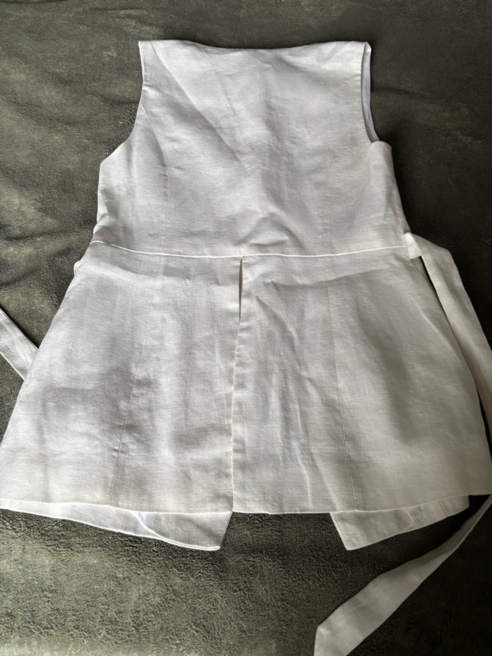 DISSH Alessia White Linen Vest Button Down Top with Belt - Picture 10 of 11